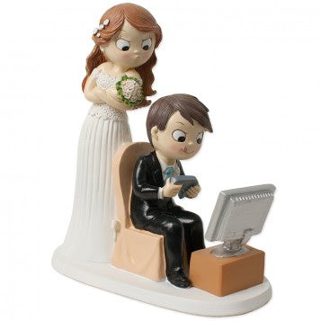 FIGURA NOVIOS VIDEOJUEGO